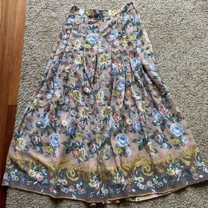 80S vintage midi length floral skirt fits size 6-8